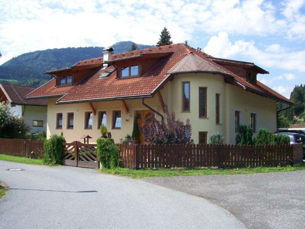 Appartementhaus Sabine Kotschach-Mauthen Extérieur photo